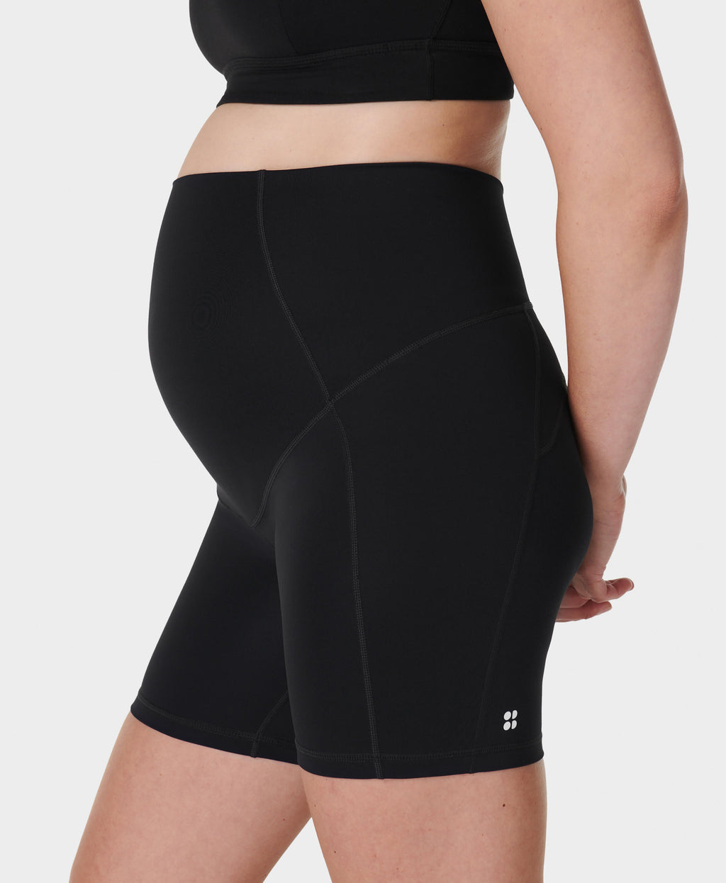 All Day 6" Maternity Short