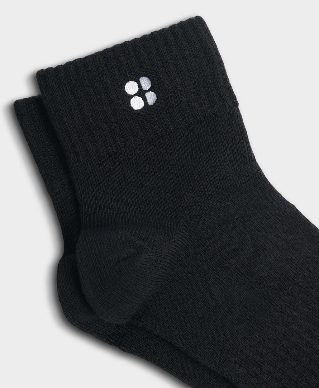 Essentials Mid 3 Pack